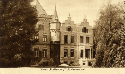 16640 Gezicht op de achtergevel van het huis Prattenburg met omringende bomen (Cuneraweg) te Rhenen.